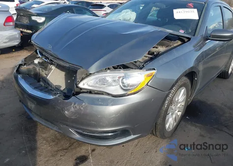 2013 Chrysler 200 Lx из США, поврежденный, VIN 1C3CCBAB8DN647341